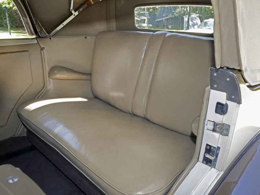  Lincoln Model L Convertible Sedan by Derham 1930 года  (фото 2 из 6)
